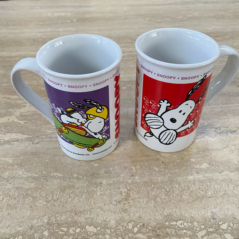 Snoopy Vintage Pair of Mugs Woodstock Skateboard Cool Rare Design